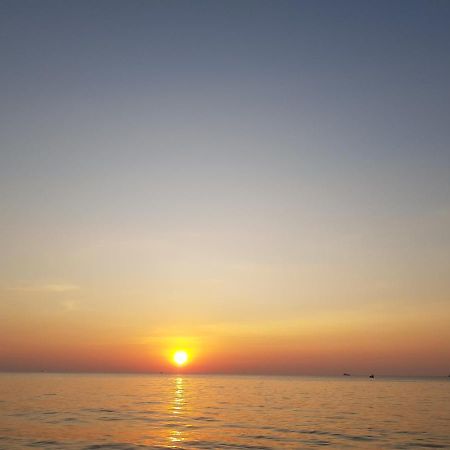 Lien Hiep Thanh Homestay & Beach Bar Duong Dong Exterior foto
