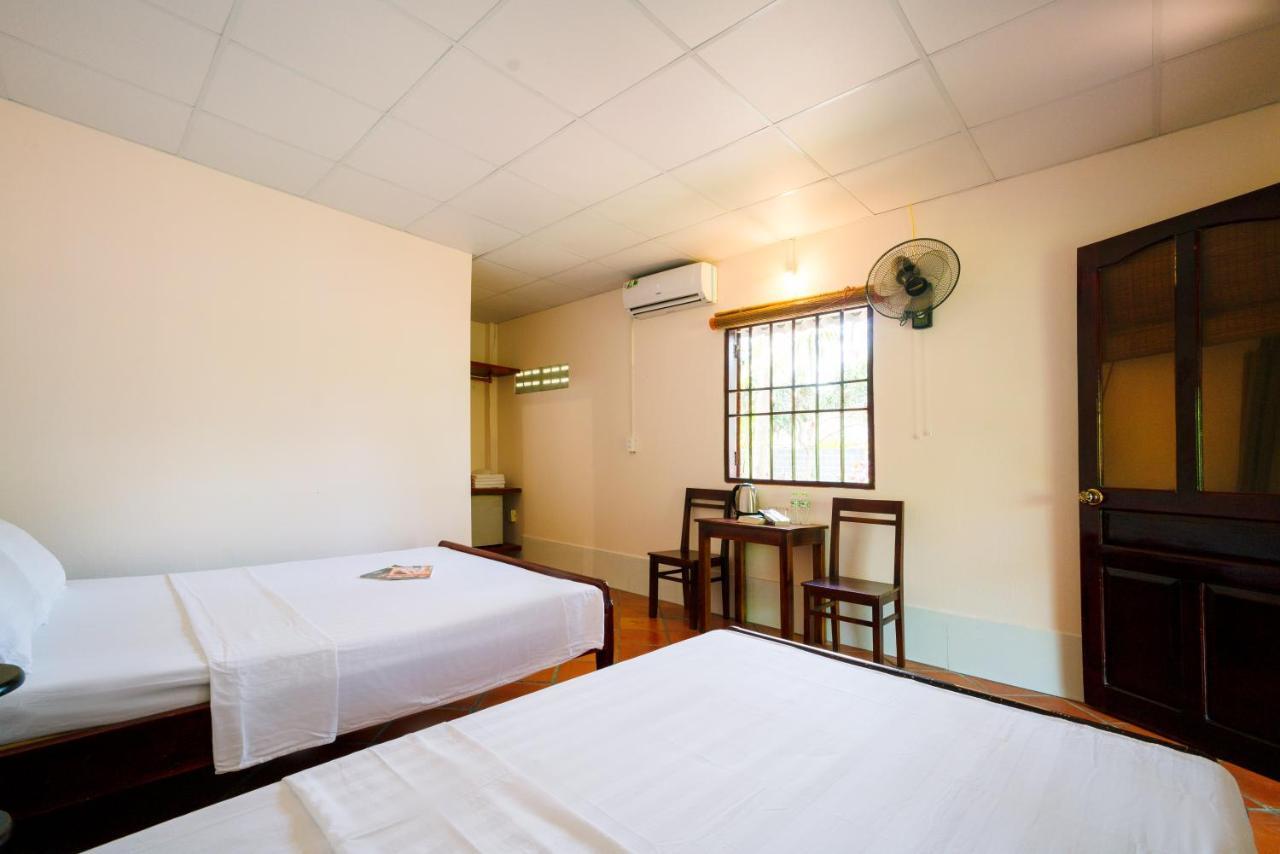 Lien Hiep Thanh Homestay & Beach Bar Duong Dong Exterior foto