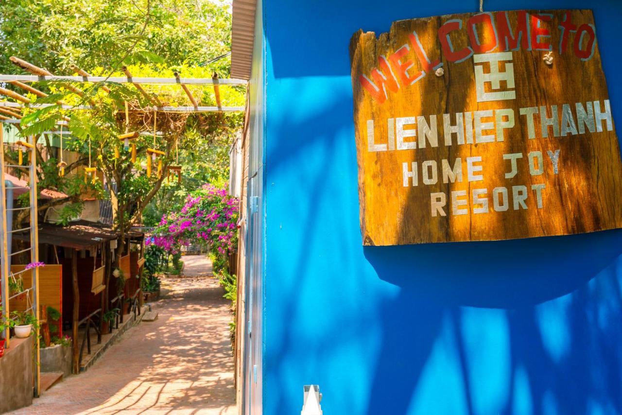 Lien Hiep Thanh Homestay & Beach Bar Duong Dong Exterior foto